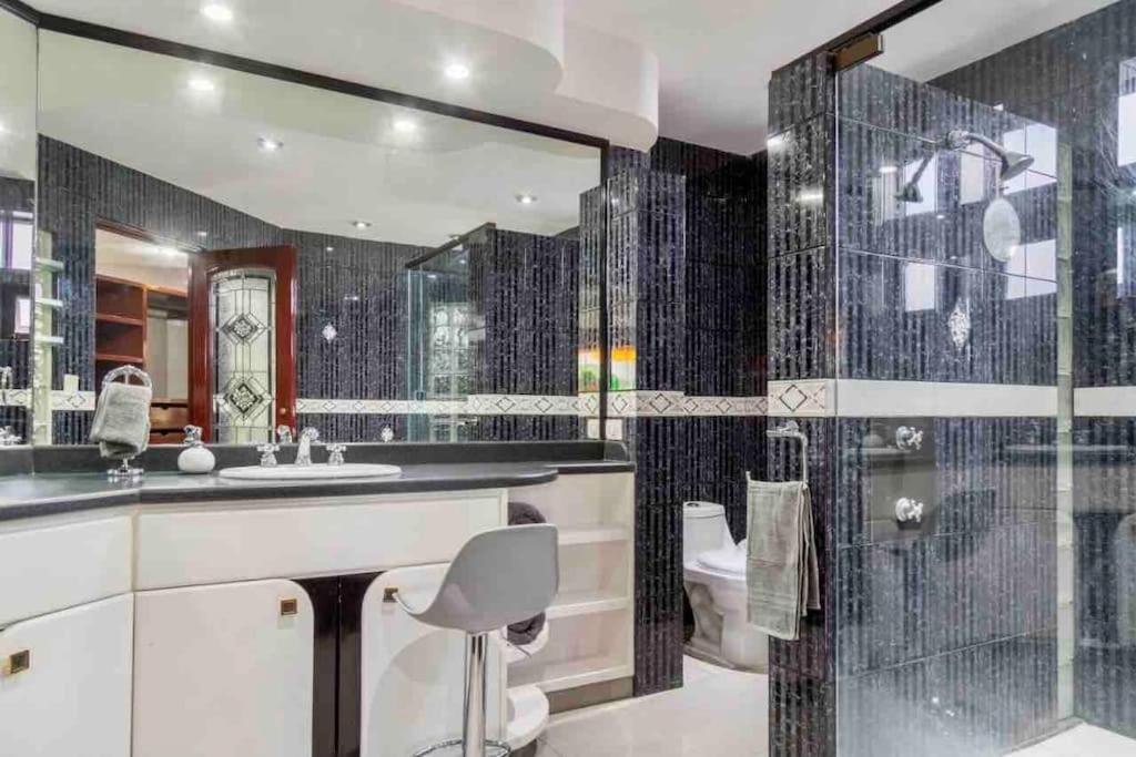 Elegant Lagoon Front Villa By Casa Paraiso Cancun Ngoại thất bức ảnh