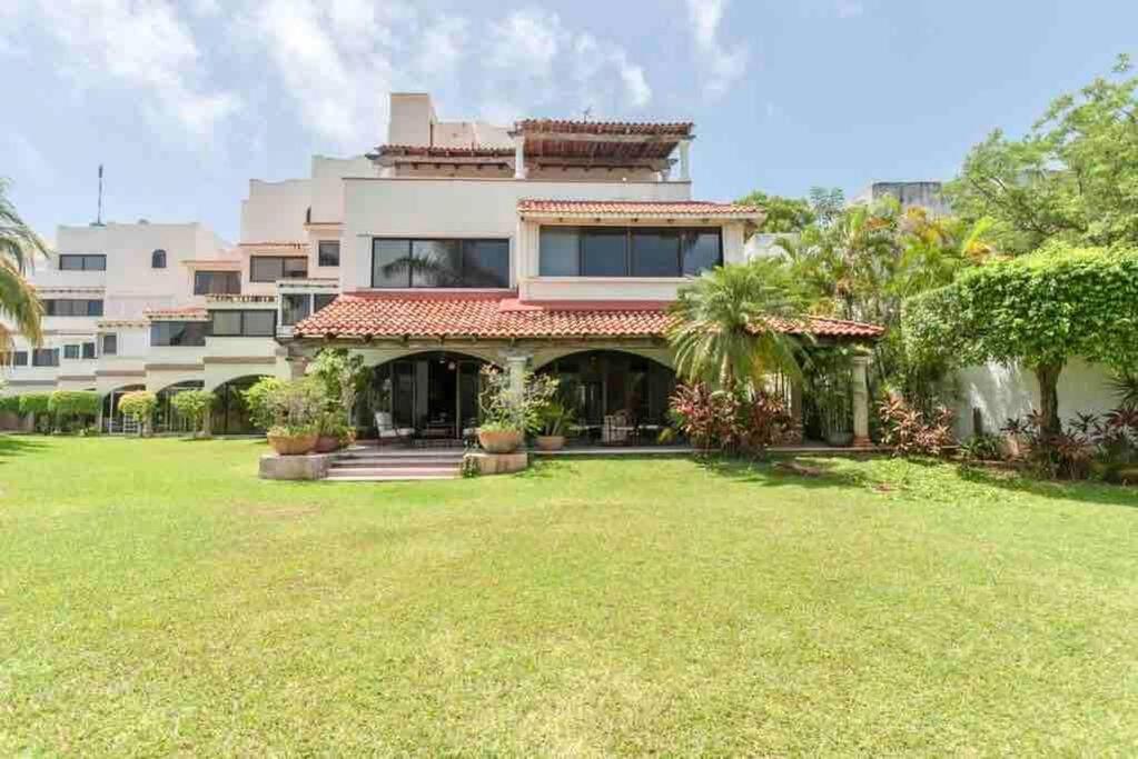 Elegant Lagoon Front Villa By Casa Paraiso Cancun Ngoại thất bức ảnh